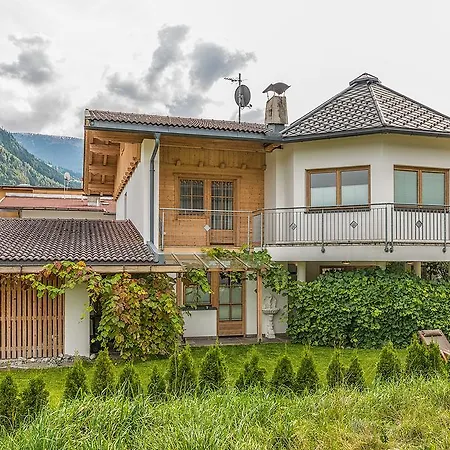 Chalet Sportchalet Zillertal Uderns